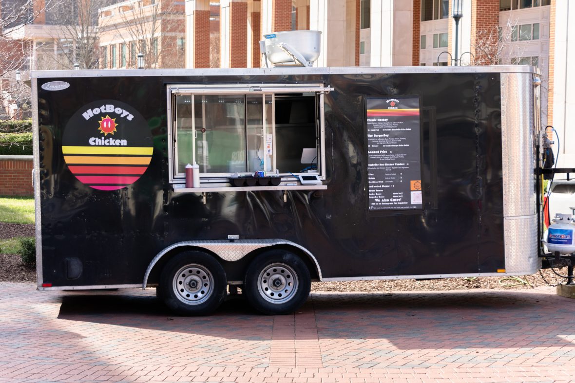 hot boys chicken food truck on campus